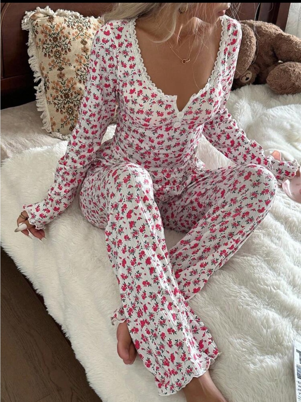 SHEIN White Ribbed Pajama Set with Pink Floral Print